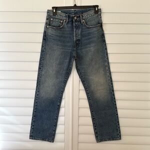 NWT‎ GAP Blue Straight Jeans with Classic Style Size 31/32